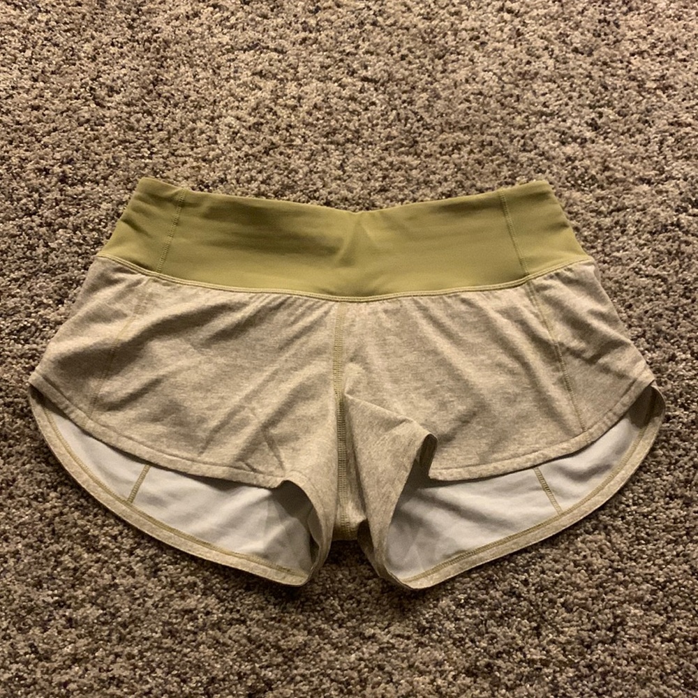 Lululemon brand, size 2, heathered pear 🍐 colored shorts